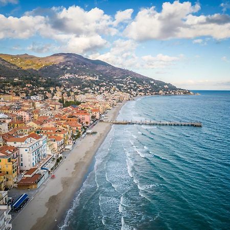 Le Terrazze Lejlighedshotel Alassio Eksteriør billede